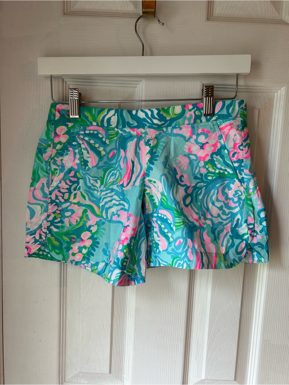 NWT Lilly Pulitzer Aqua Floral Print Bermuda Shorts